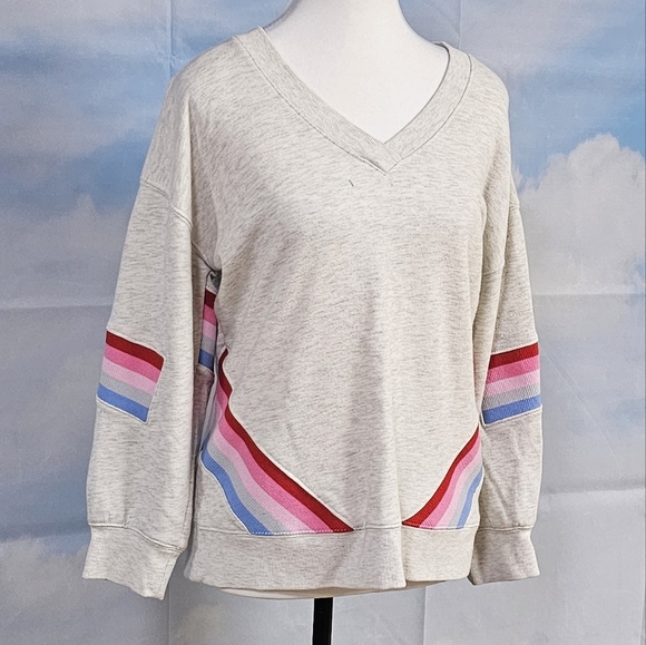 DEMOCRACY | COTTON BLEND CROPPED SLEEVE DOUBLE V NECKLINE SWEATSHIRT PUL… - Picture 3 of 16